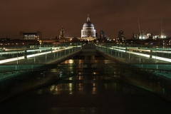 St.-Pauls-Cathedral_I_Millenium bridge